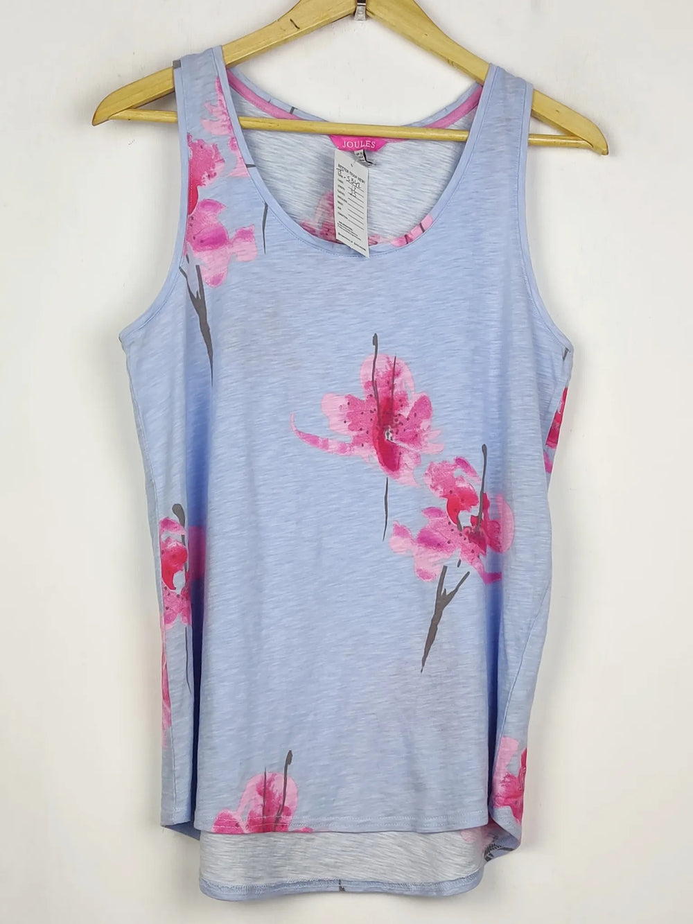 Buy online pre-used pre-loved 100% authentic & Original branded Joules (TS-5342) available in Pakistan. Top international brands avilable.