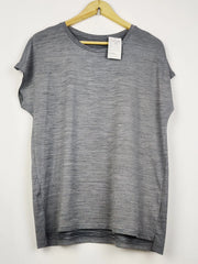 Buy online pre-used pre-loved 100% authentic & Original branded Unknown Brand (TS-5352) available in Pakistan. Top international brands avilable.