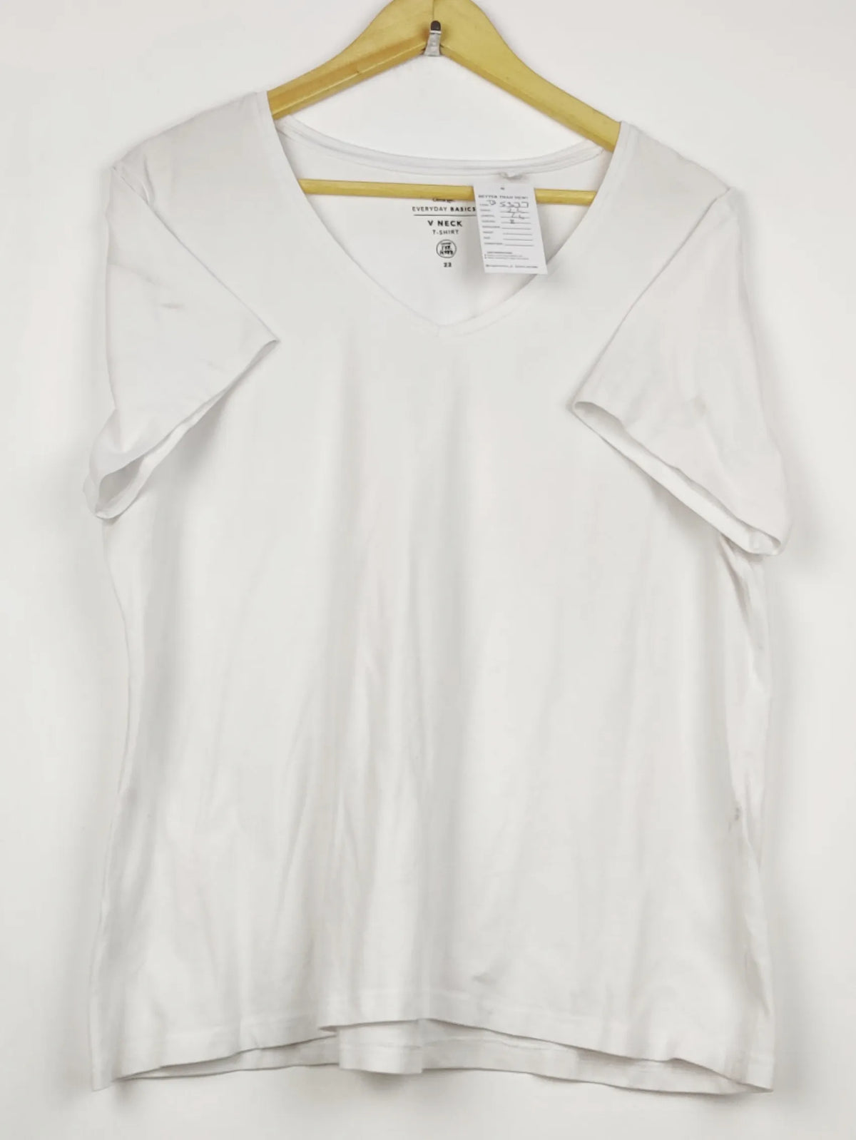 Buy online pre-used pre-loved 100% authentic & Original branded George (TS-5377) available in Pakistan. Top international brands avilable.