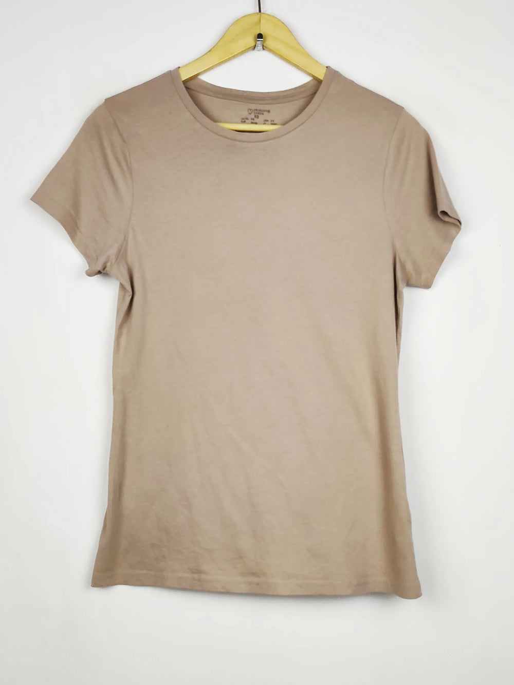 Buy online pre-used pre-loved 100% authentic & Original branded Primark (TS-5381) available in Pakistan. Top international brands avilable.