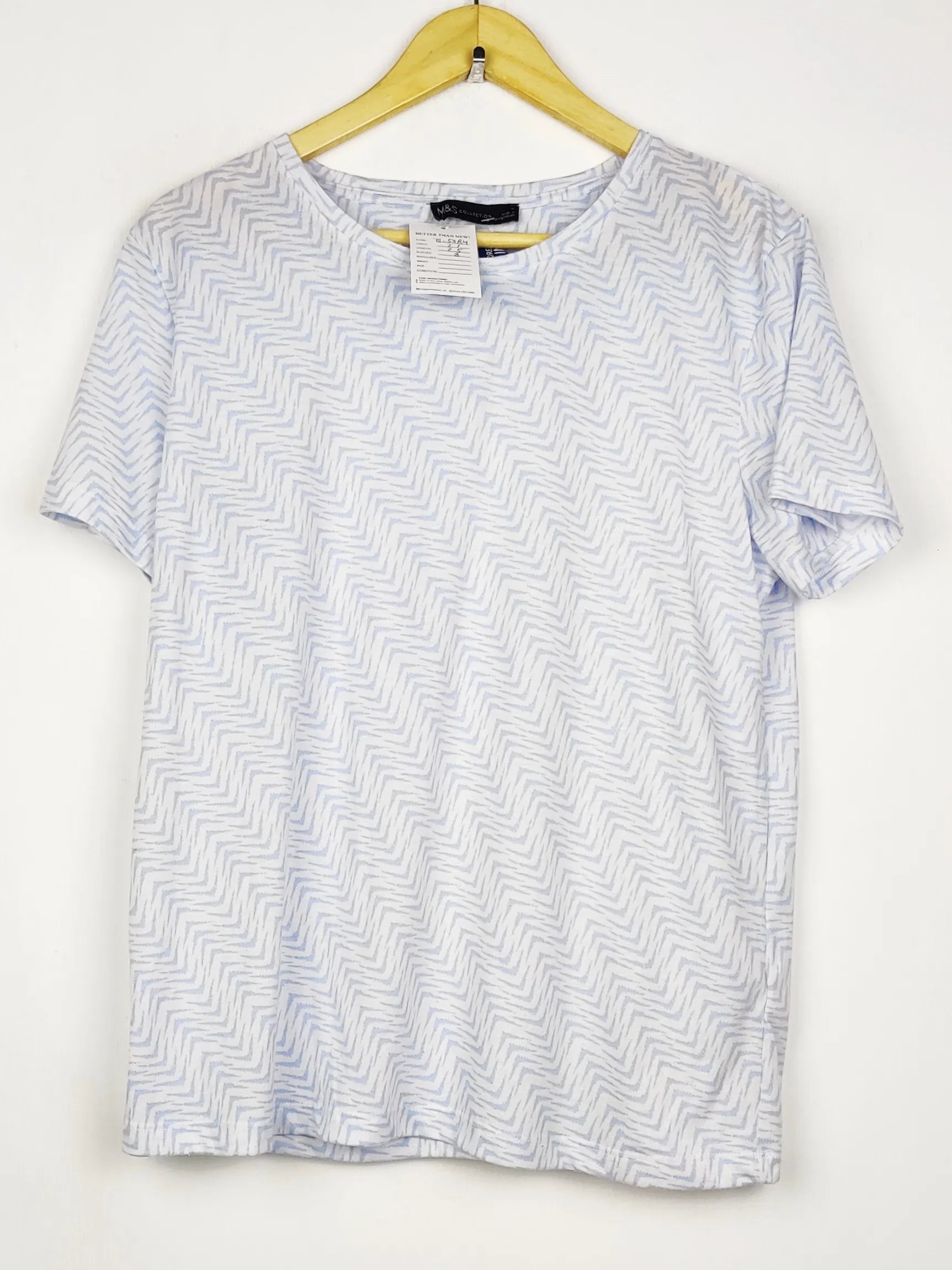 Buy online pre-used pre-loved 100% authentic & Original branded Marks & Spencer (TS-5384) available in Pakistan. Top international brands avilable.