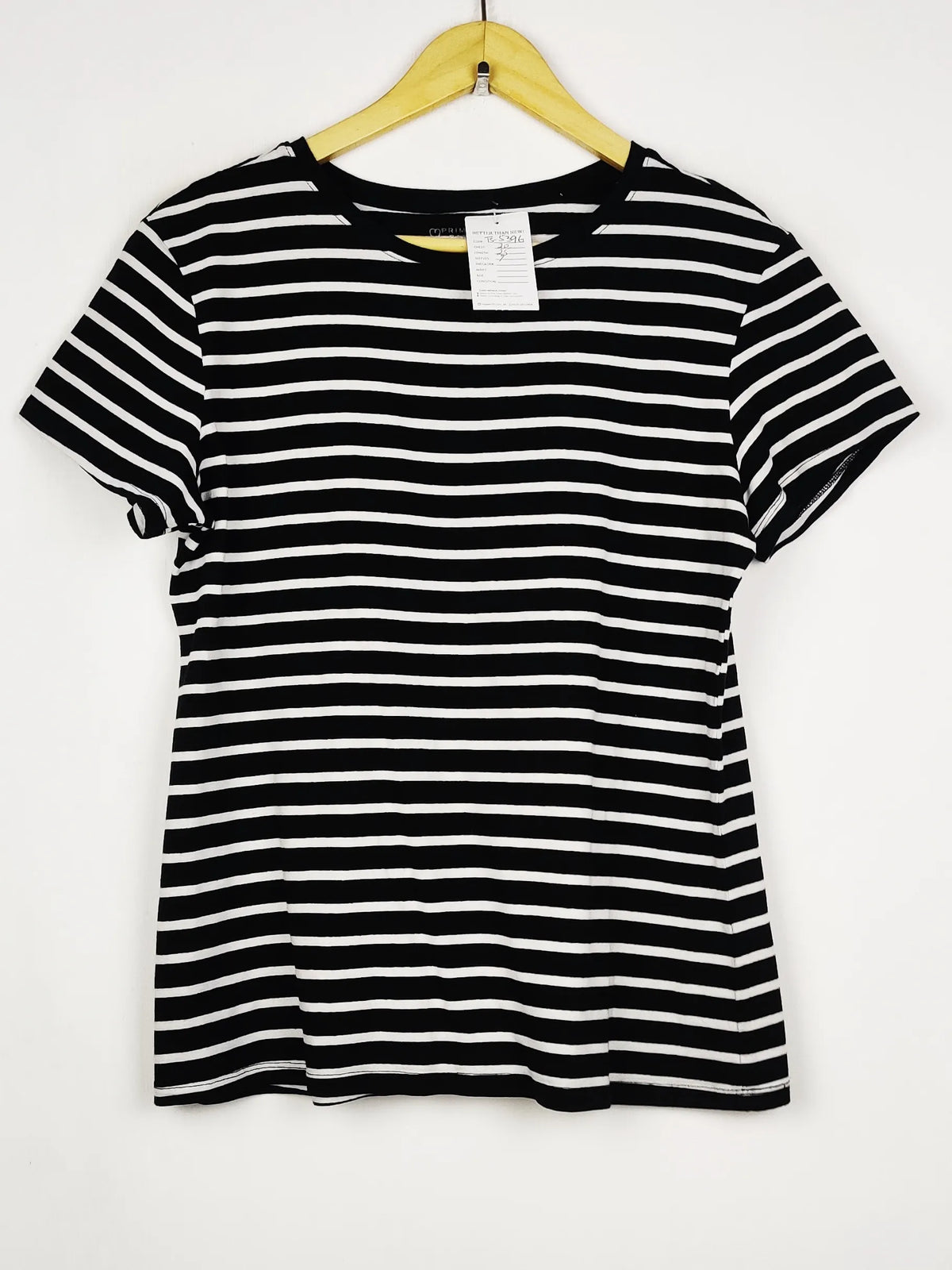 Buy online pre-used pre-loved 100% authentic & Original branded Primark (TS-5396) available in Pakistan. Top international brands avilable.