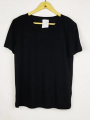 Buy online pre-used pre-loved 100% authentic & Original branded Marks & Spencer (TS-5404) available in Pakistan. Top international brands avilable.