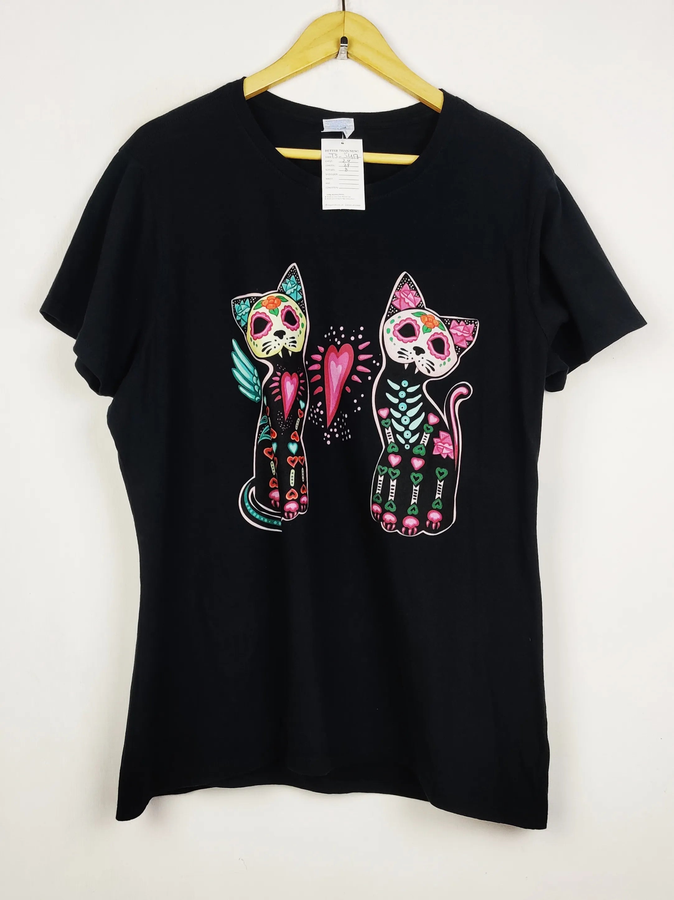 Buy online pre-used pre-loved 100% authentic & Original branded Port & Company (TS-5417) available in Pakistan. Top international brands avilable.