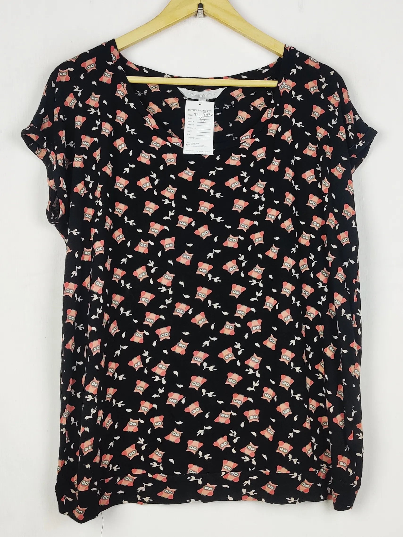 Buy online pre-used pre-loved 100% authentic & Original branded Red Herring (TS-5432) available in Pakistan. Top international brands avilable.