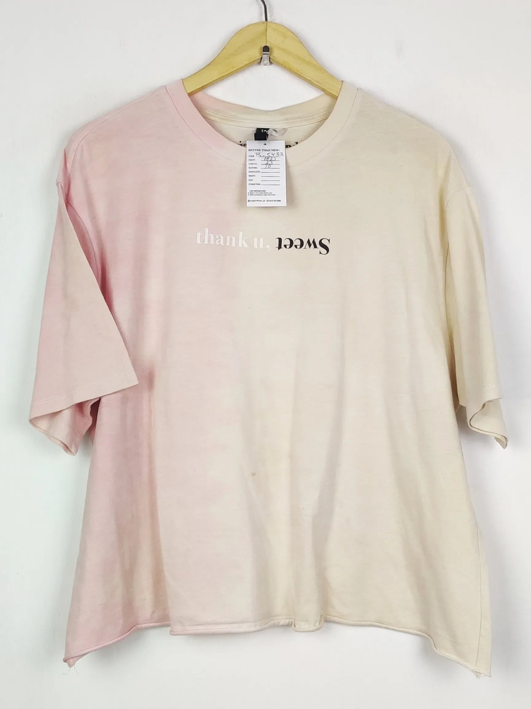 Buy online pre-used pre-loved 100% authentic & Original branded H&M (TS-5433) available in Pakistan. Top international brands avilable.