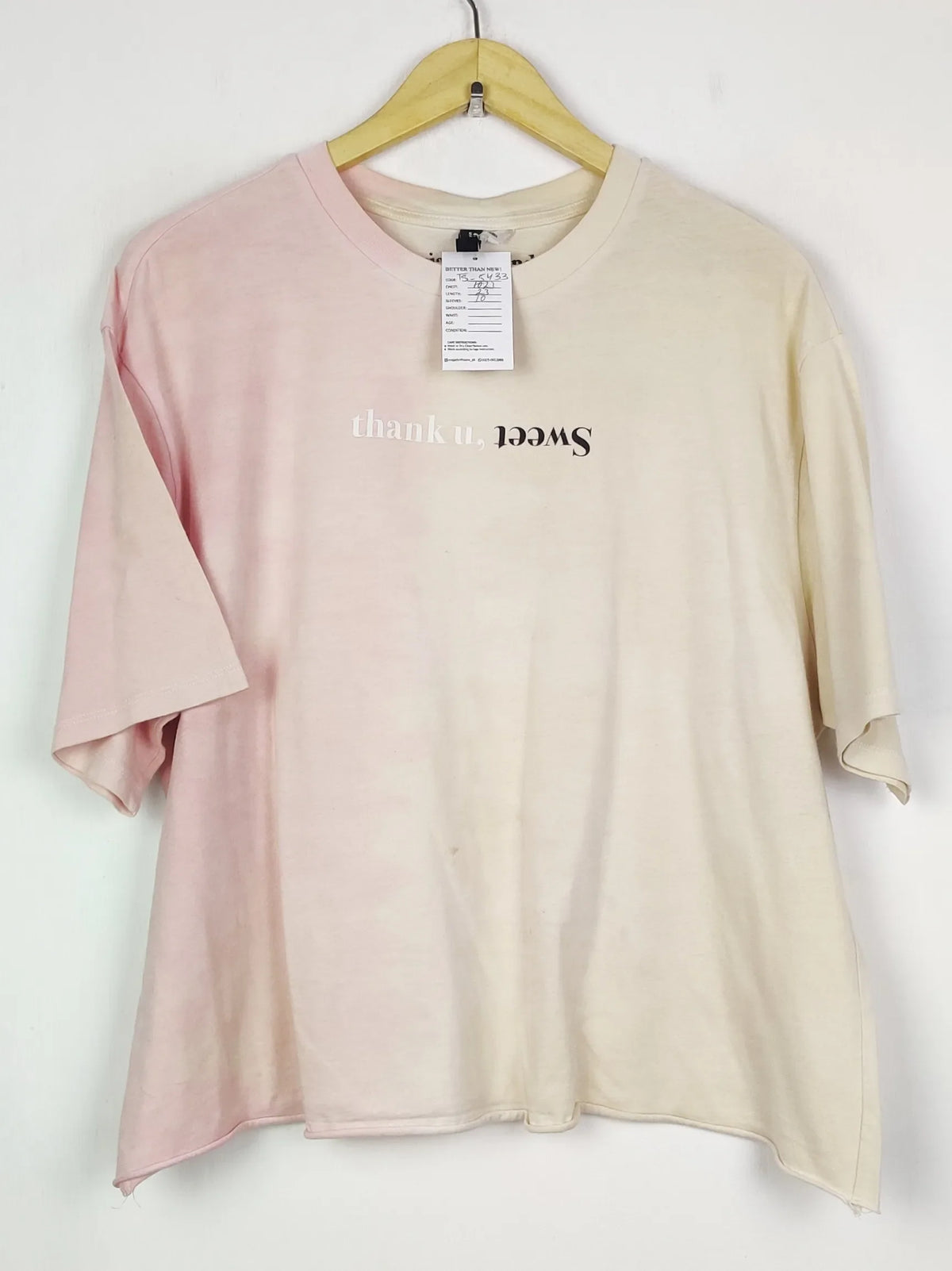 Buy online pre-used pre-loved 100% authentic & Original branded H&M (TS-5433) available in Pakistan. Top international brands avilable.