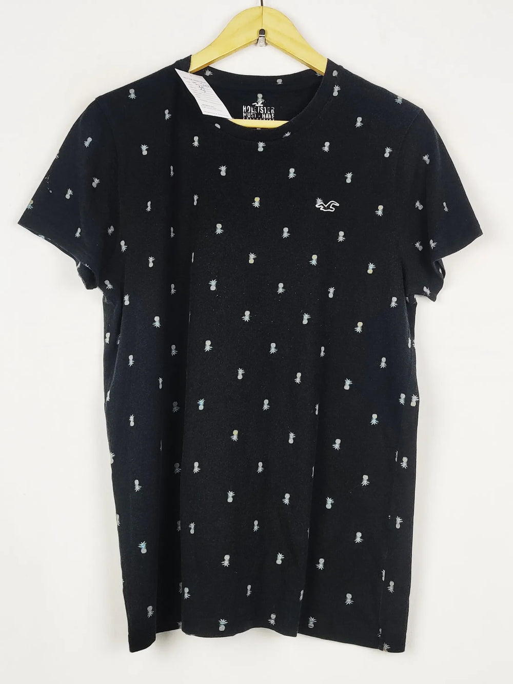 Buy online pre-used pre-loved 100% authentic & Original branded Unknown Brand (TS-5436) available in Pakistan. Top international brands avilable.
