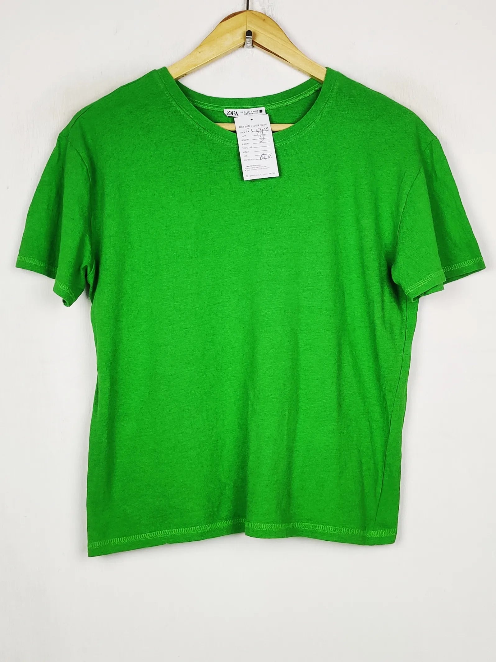Buy online pre-used pre-loved 100% authentic & Original branded Zara (TS-5469) available in Pakistan. Top international brands avilable.