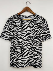 Buy online pre-used pre-loved 100% authentic & Original branded Marks & Spencer (TS-952) available in Pakistan. Top international brands avilable.