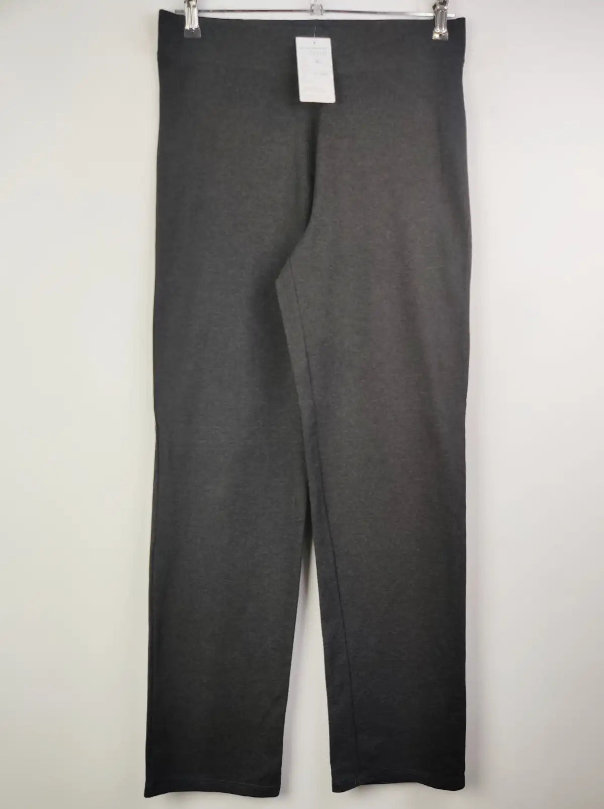 Buy online pre-used pre-loved 100% authentic & Original branded Marks & Spencer (TT-1074) available in Pakistan. Top international brands avilable.