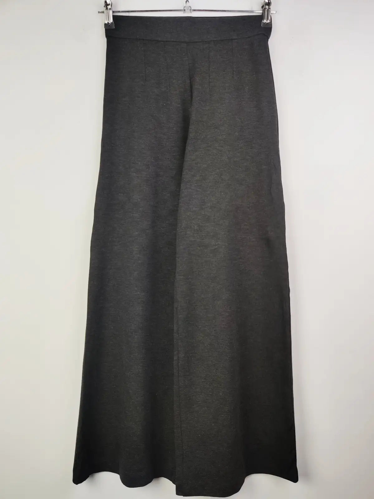 Buy online pre-used pre-loved 100% authentic & Original branded Marks & Spencer (TT-1078) available in Pakistan. Top international brands avilable.