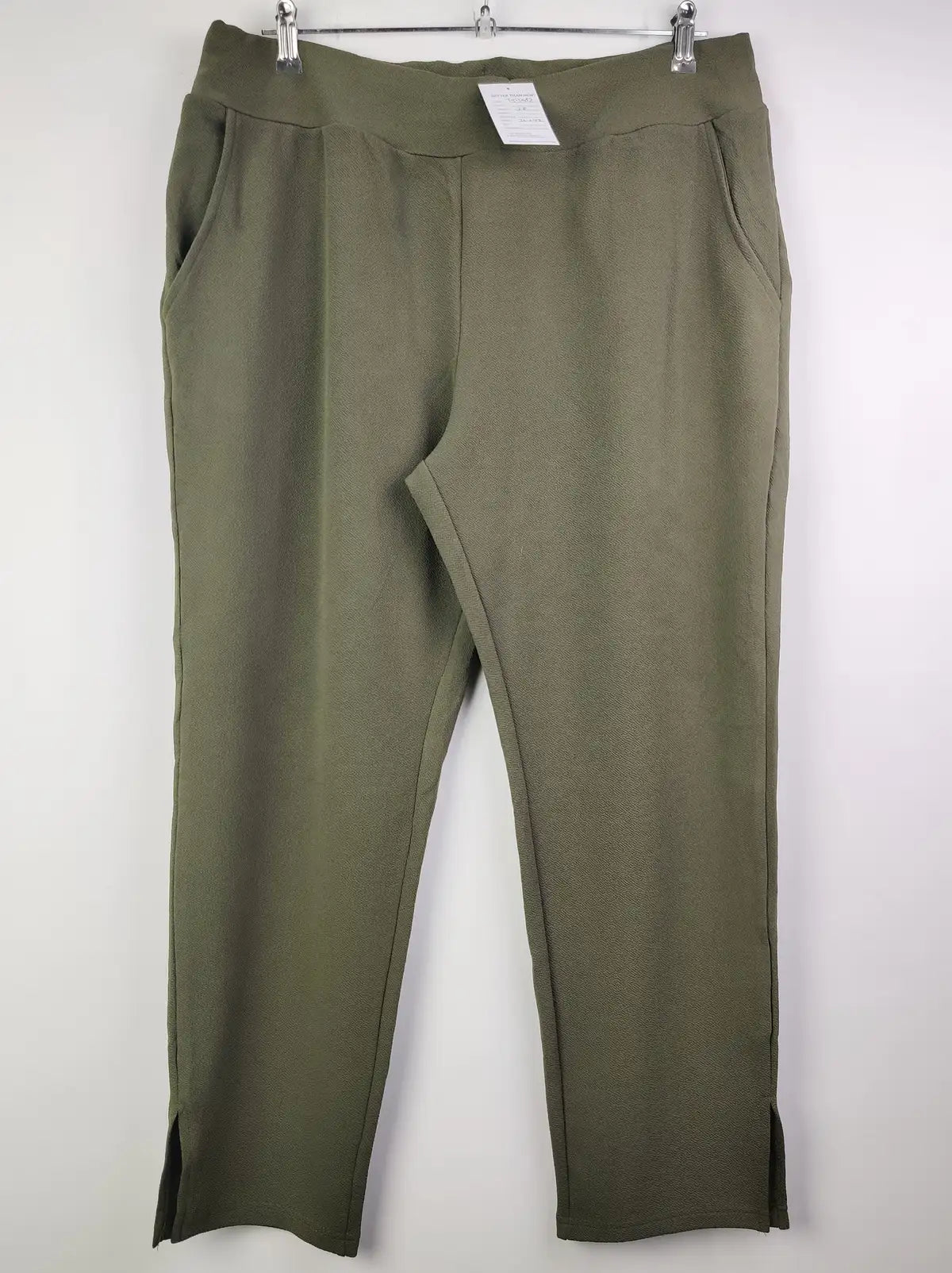 Buy online pre-used pre-loved 100% authentic & Original branded Shein (TT-1082) available in Pakistan. Top international brands avilable.