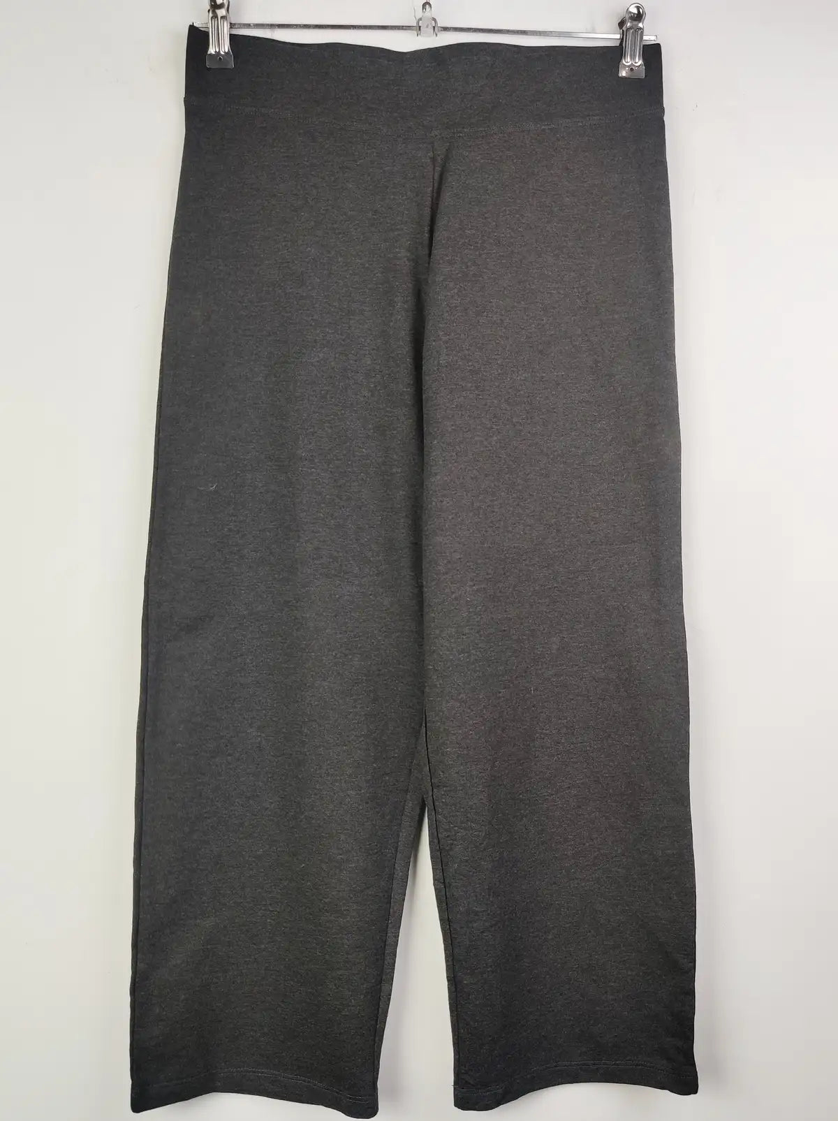 Buy online pre-used pre-loved 100% authentic & Original branded Marks & Spencer (TT-1086) available in Pakistan. Top international brands avilable.