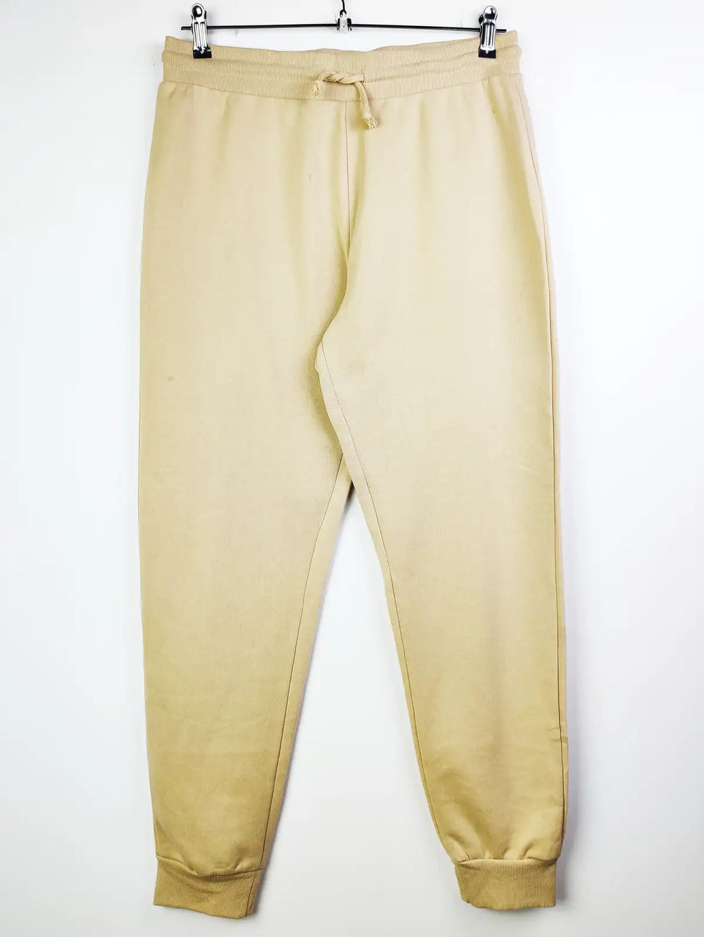 Buy online pre-used pre-loved 100% authentic & Original branded Primark (TT-1096) available in Pakistan. Top international brands avilable.