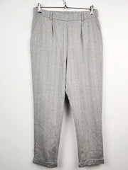 Buy online pre-used pre-loved 100% authentic & Original branded F&F (TT-1132) available in Pakistan. Top international brands avilable.