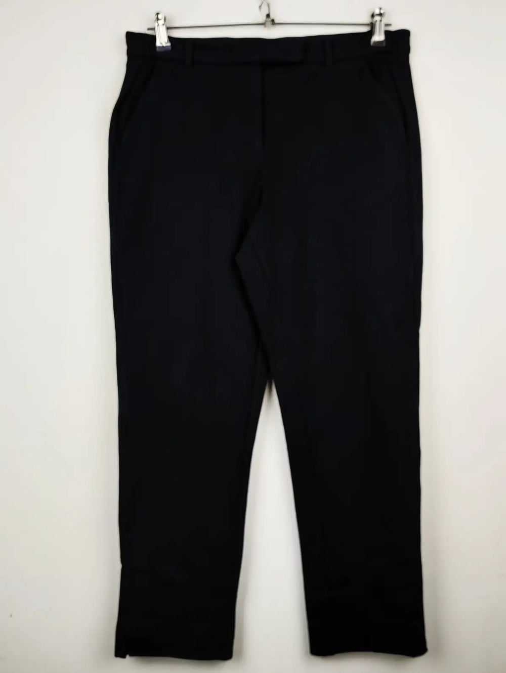 Buy online pre-used pre-loved 100% authentic & Original branded Marks & Spencer (TT-1156) available in Pakistan. Top international brands avilable.