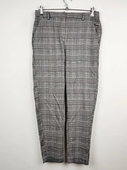 Buy online pre-used pre-loved 100% authentic & Original branded Tu (TT-1158) available in Pakistan. Top international brands avilable.