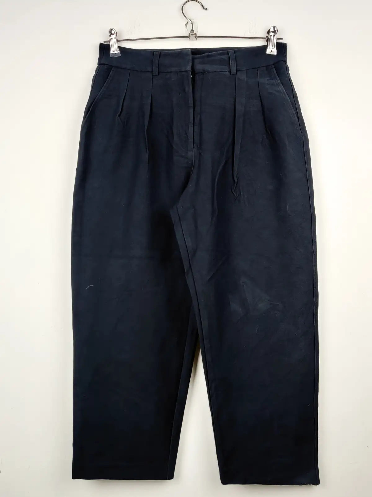 Buy online pre-used pre-loved 100% authentic & Original branded Marks & Spencer (TT-1161) available in Pakistan. Top international brands avilable.