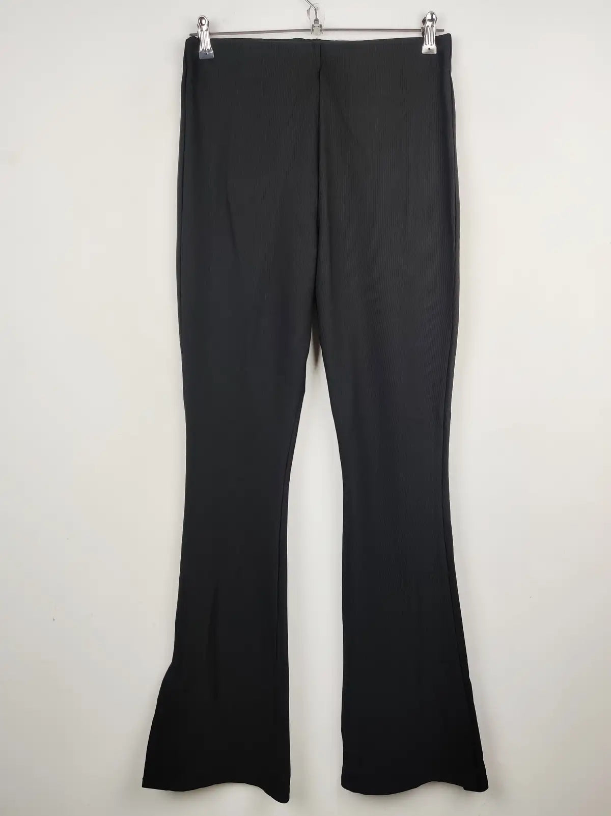 Buy online pre-used pre-loved 100% authentic & Original branded Primark (TT-1163) available in Pakistan. Top international brands avilable.