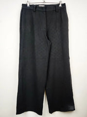 Buy online pre-used pre-loved 100% authentic & Original branded Marks & Spencer (TT-1164) available in Pakistan. Top international brands avilable.