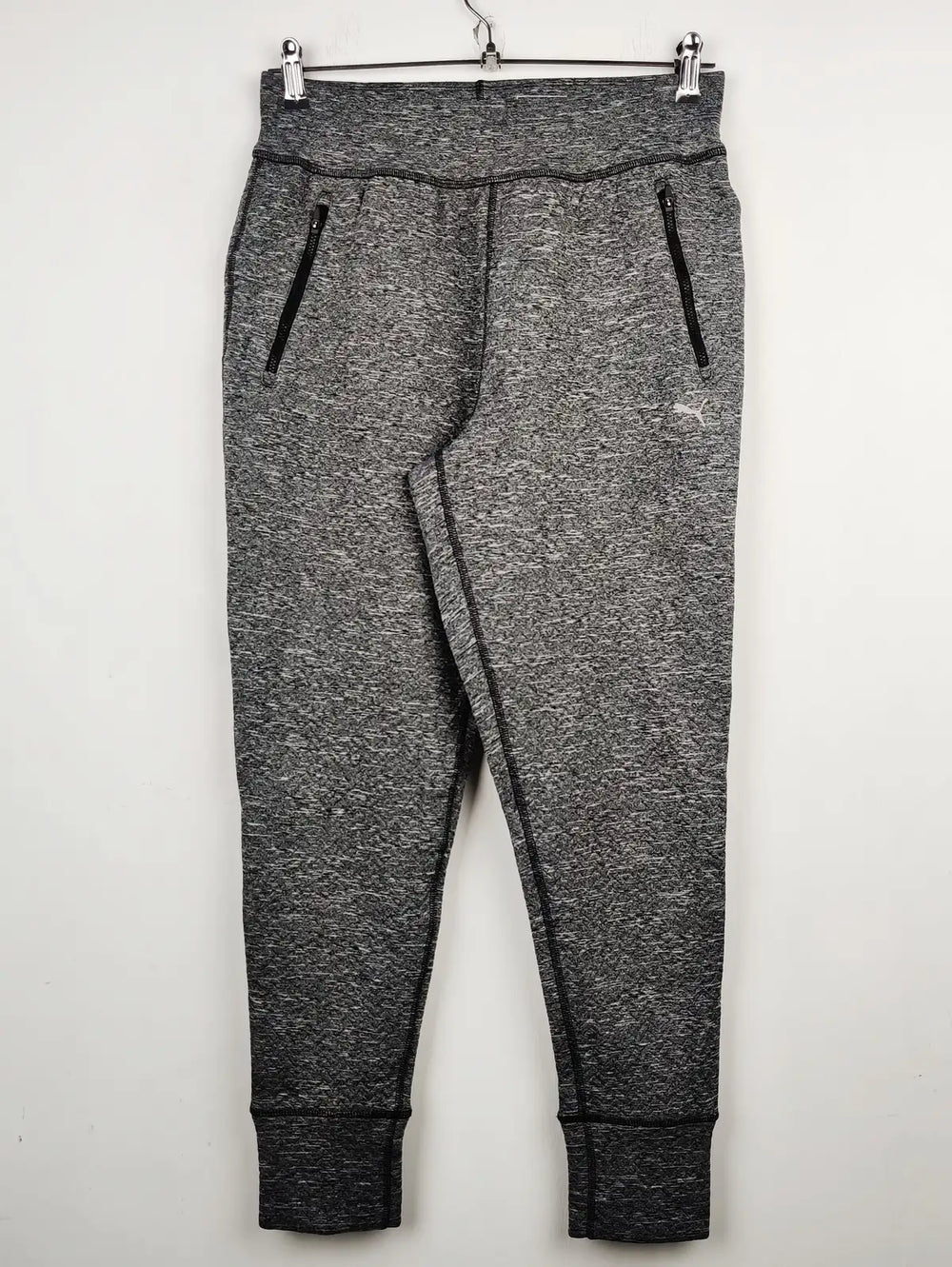 Buy online pre-used pre-loved 100% authentic & Original branded Puma (TT-1167) available in Pakistan. Top international brands avilable.