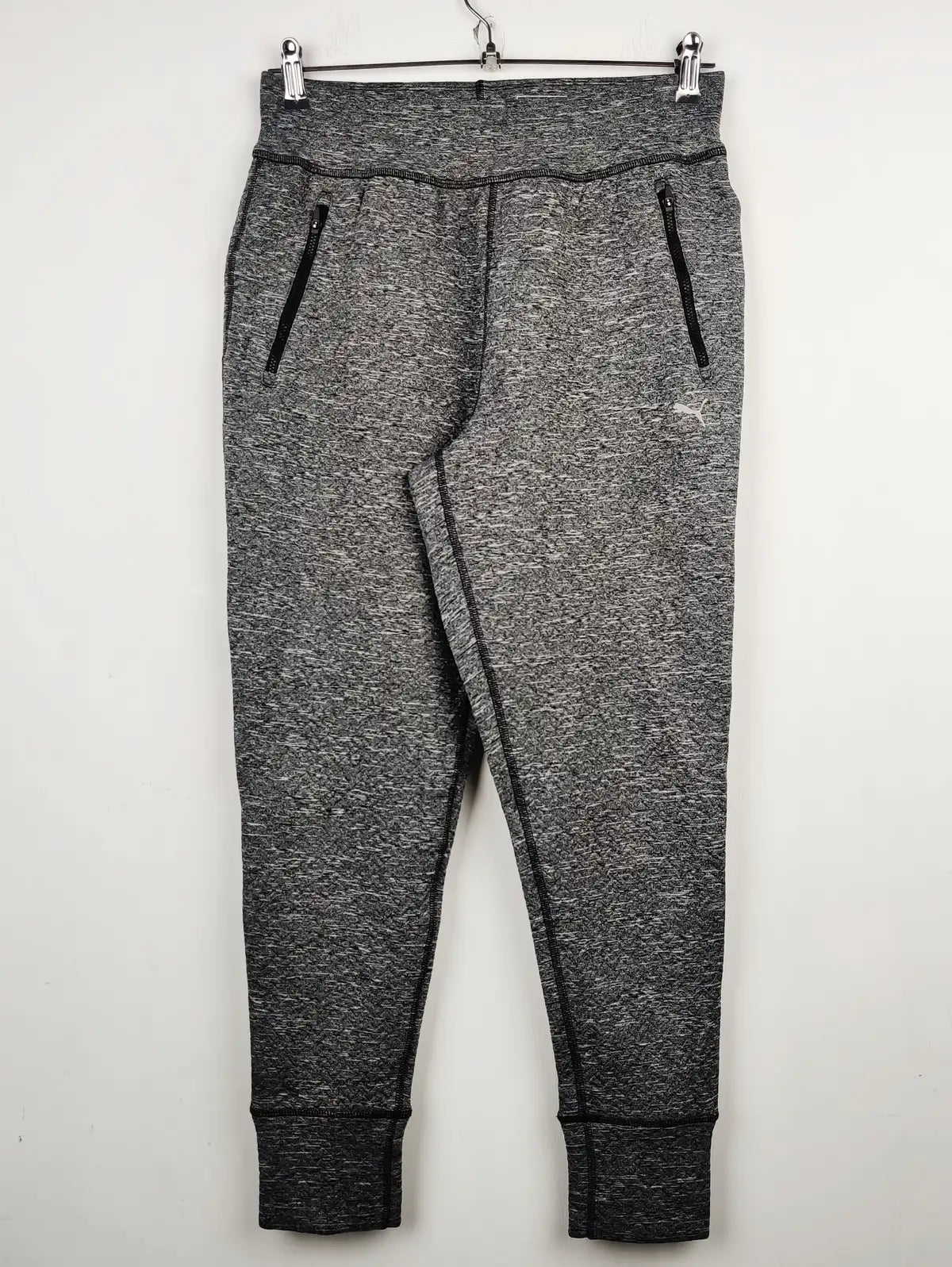 Buy online pre-used pre-loved 100% authentic & Original branded Puma (TT-1167) available in Pakistan. Top international brands avilable.