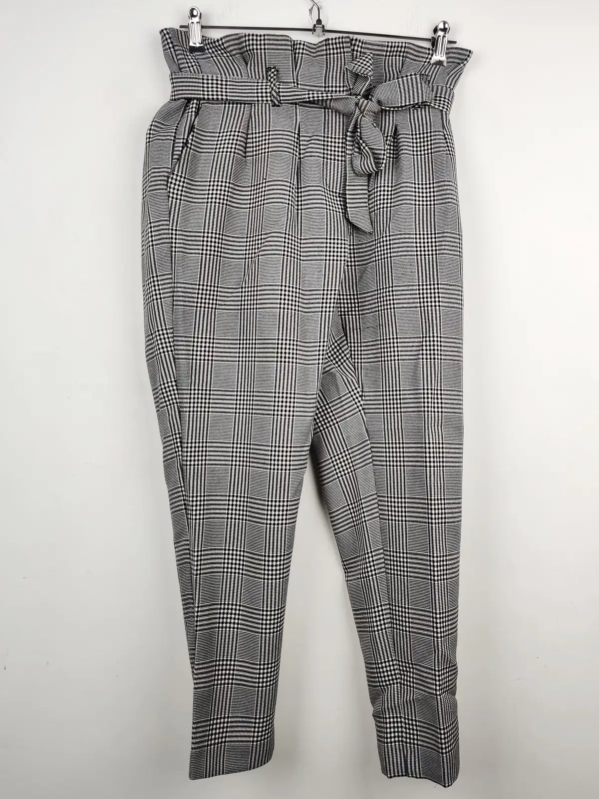 Buy online pre-used pre-loved 100% authentic & Original branded New Look (TT-1169) available in Pakistan. Top international brands avilable.