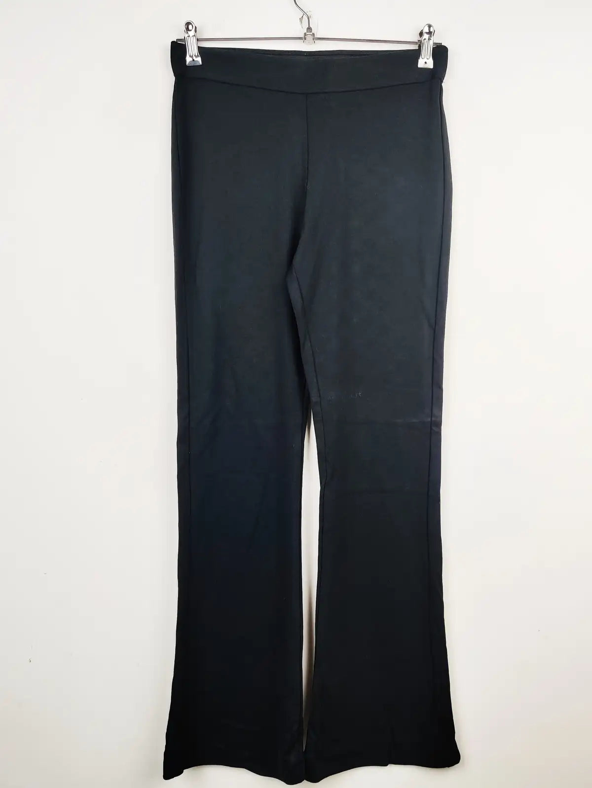 Buy online pre-used pre-loved 100% authentic & Original branded Marks & Spencer (TT-1176) available in Pakistan. Top international brands avilable.