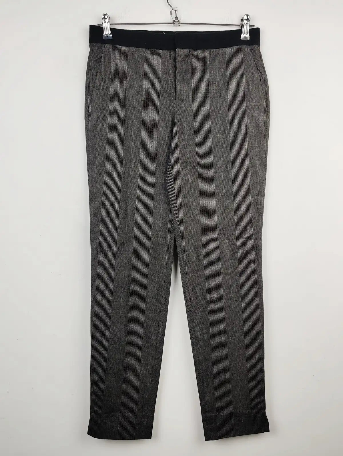 Buy online pre-used pre-loved 100% authentic & Original branded Zara (TT-1184) available in Pakistan. Top international brands avilable.