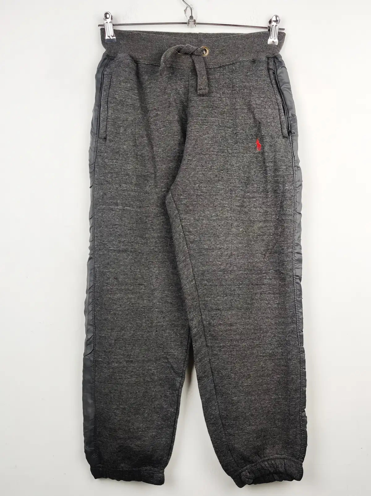 Buy online pre-used pre-loved 100% authentic & Original branded Lb (TT-1191) available in Pakistan. Top international brands avilable.