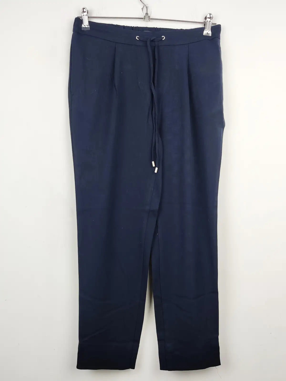 Buy online pre-used pre-loved 100% authentic & Original branded Marks & Spencer (TT-1204) available in Pakistan. Top international brands avilable.