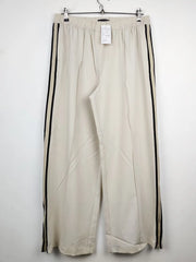 Buy online pre-used pre-loved 100% authentic & Original branded Marks & Spencer (TT-1210) available in Pakistan. Top international brands avilable.