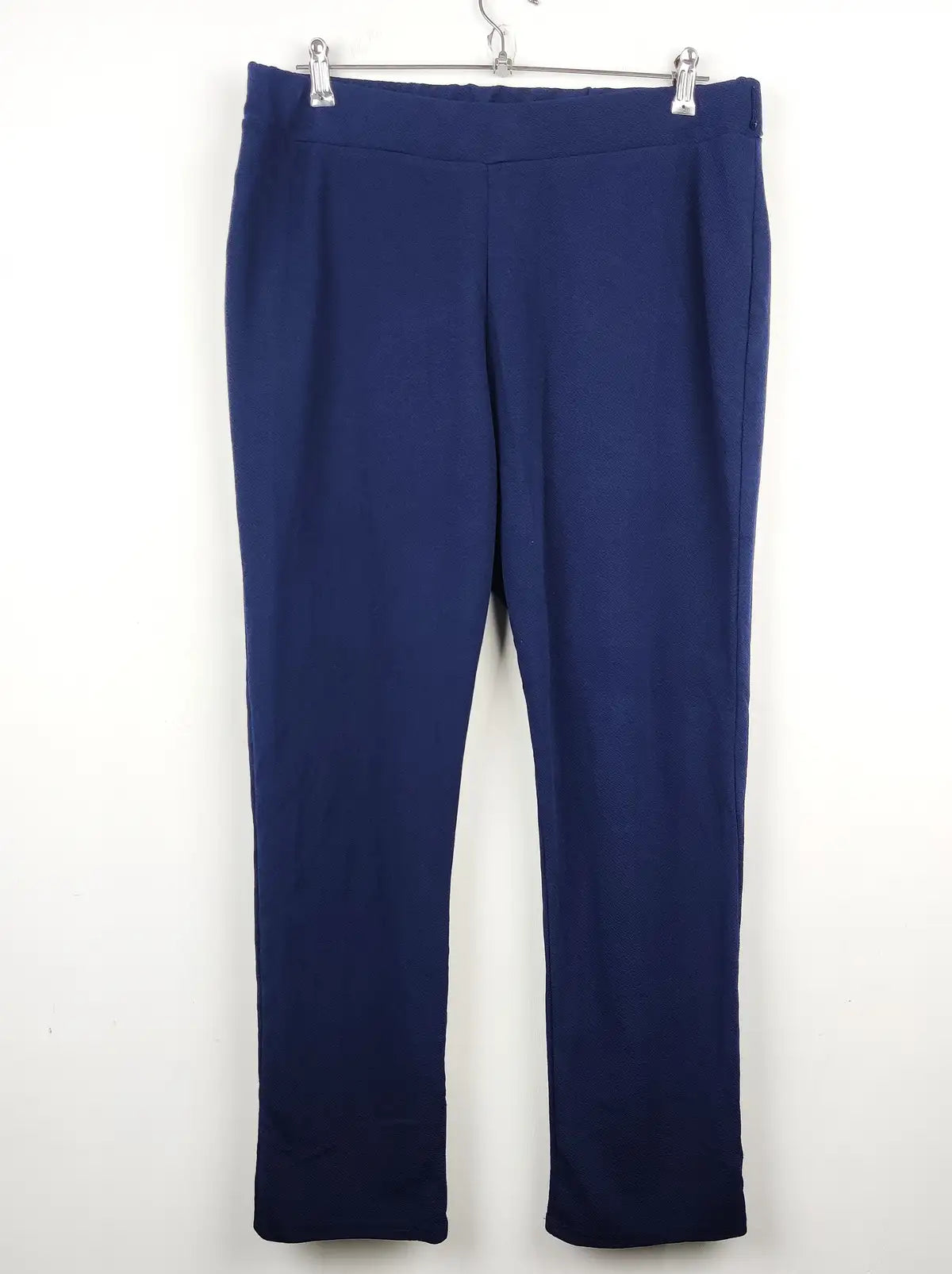 Buy online pre-used pre-loved 100% authentic & Original branded George (TT-1265) available in Pakistan. Top international brands avilable.