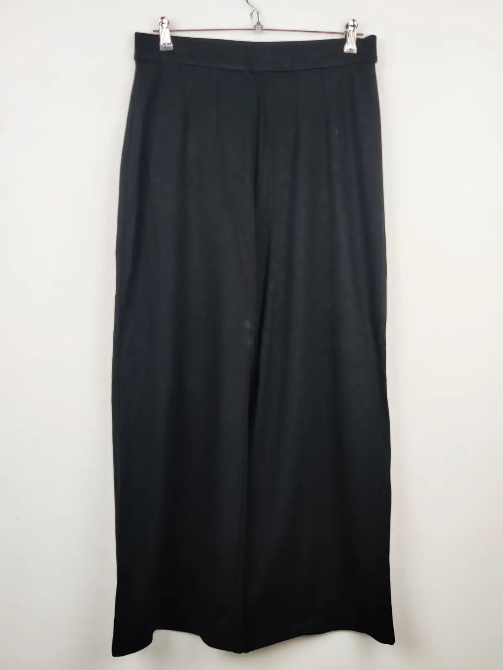 Buy online pre-used pre-loved 100% authentic & Original branded Marks & Spencer (TT-1267) available in Pakistan. Top international brands avilable.