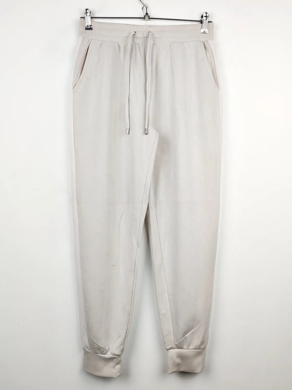 Buy online pre-used pre-loved 100% authentic & Original branded F&F (TT-1270) available in Pakistan. Top international brands avilable.