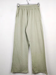 Buy online pre-used pre-loved 100% authentic & Original branded Prettylittlething (TT-1285) available in Pakistan. Top international brands avilable.