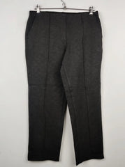 Buy online pre-used pre-loved 100% authentic & Original branded Marks & Spencer (TT-1286) available in Pakistan. Top international brands avilable.