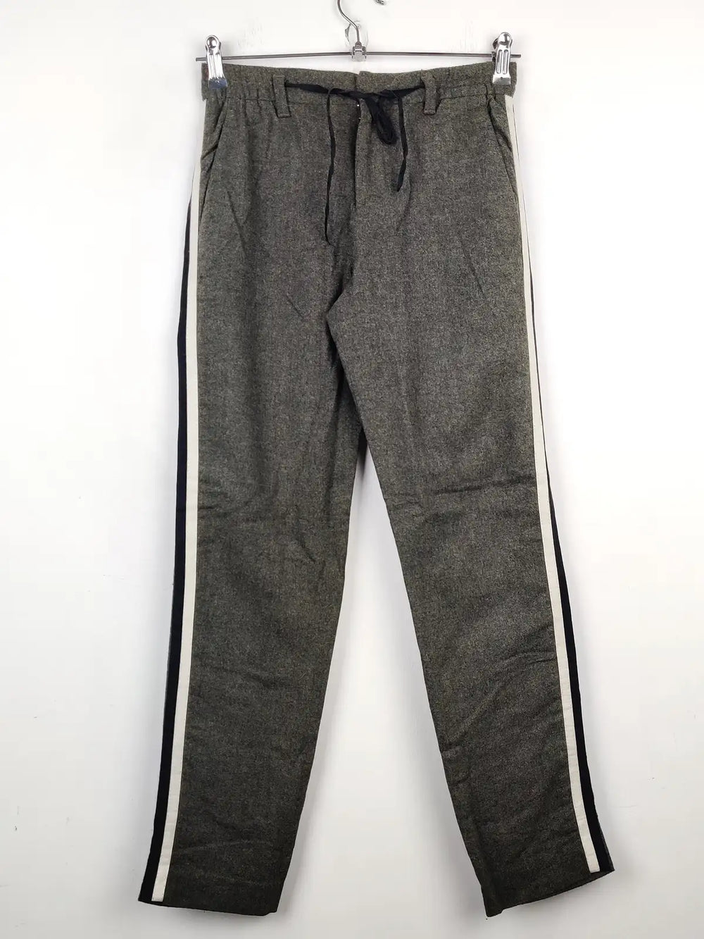 Buy online pre-used pre-loved 100% authentic & Original branded Zara (TT-1293) available in Pakistan. Top international brands avilable.