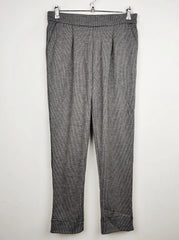 Buy online pre-used pre-loved 100% authentic & Original branded F&F (TT-1336) available in Pakistan. Top international brands avilable.