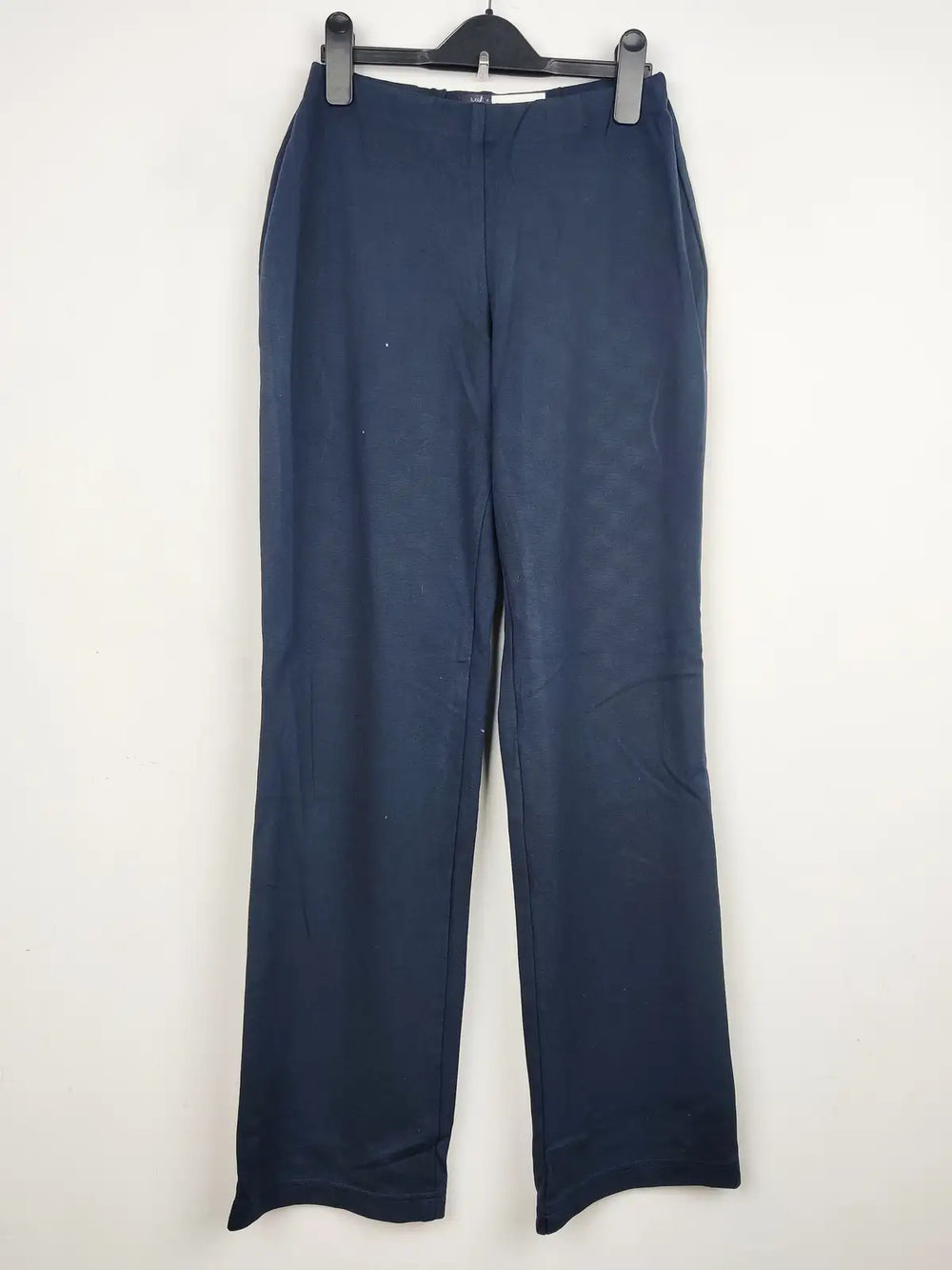 Buy online pre-used pre-loved 100% authentic & Original branded Marks & Spencer (TT-1346) available in Pakistan. Top international brands avilable.