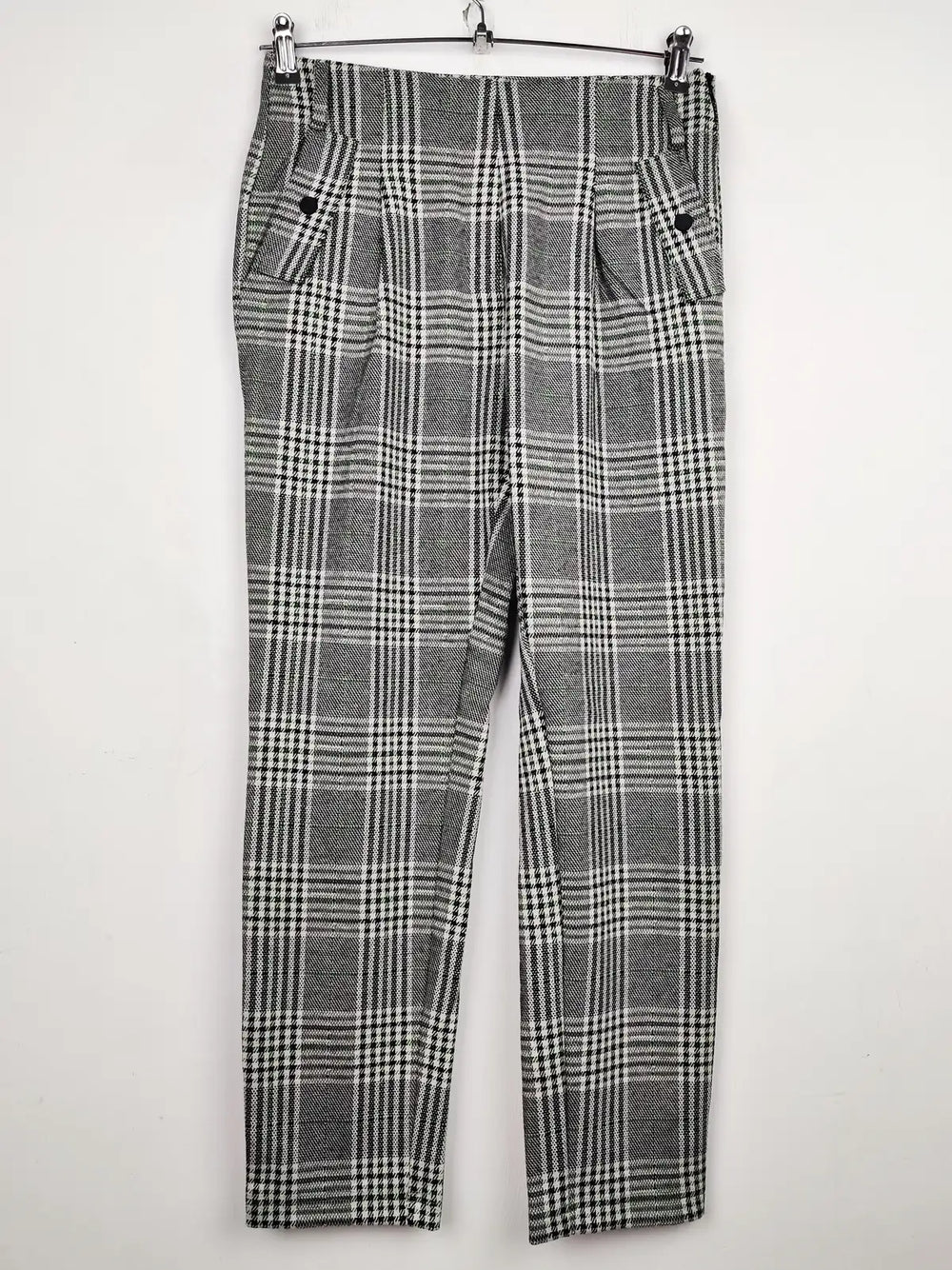 Buy online pre-used pre-loved 100% authentic & Original branded Next (TT-1352) available in Pakistan. Top international brands avilable.