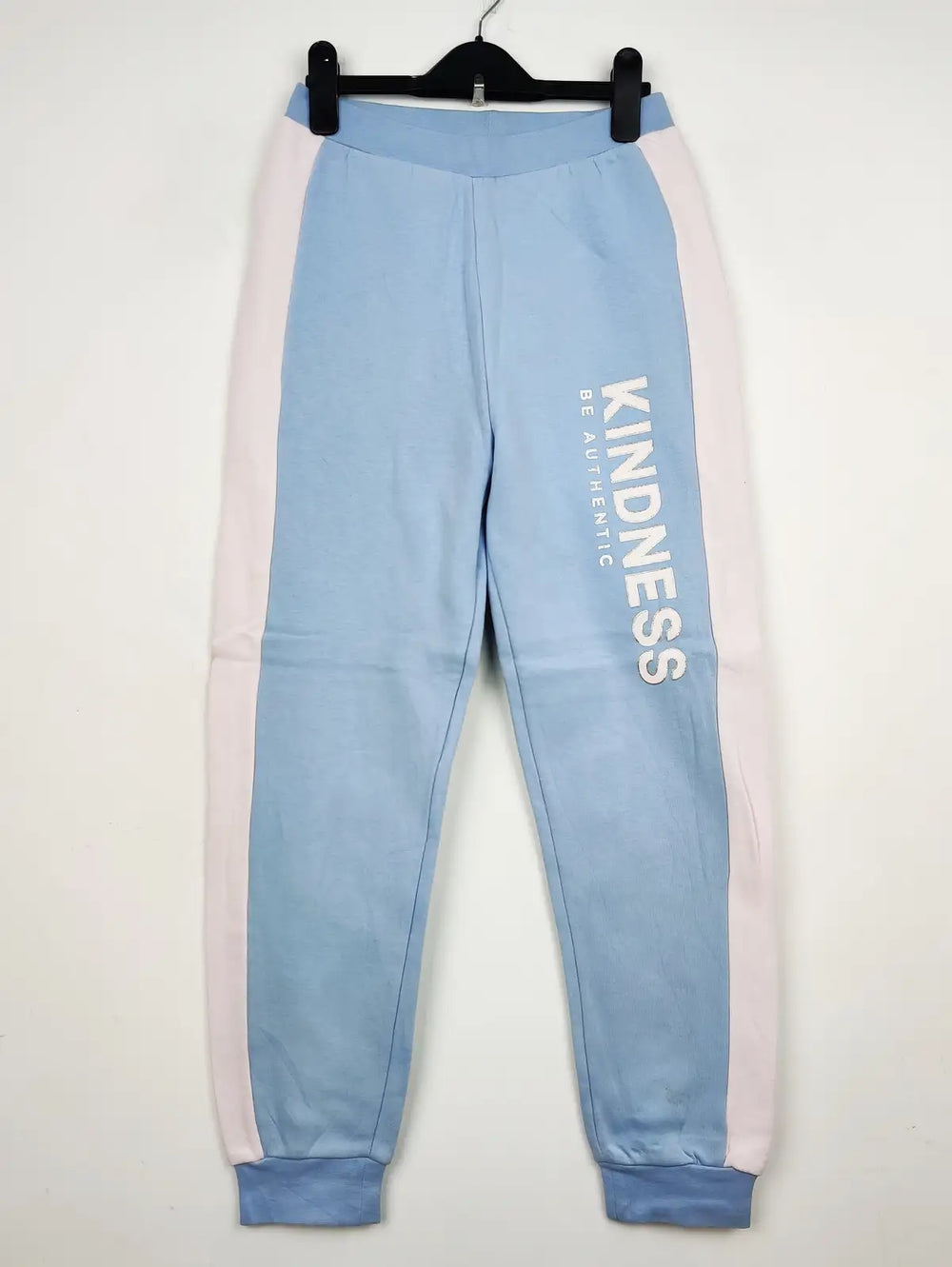 Buy online pre-used pre-loved 100% authentic & Original branded River Island (TT-1374) available in Pakistan. Top international brands avilable.