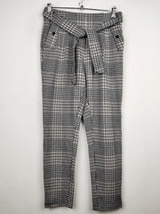 Buy online pre-used pre-loved 100% authentic & Original branded Next (TT-1378) available in Pakistan. Top international brands avilable.