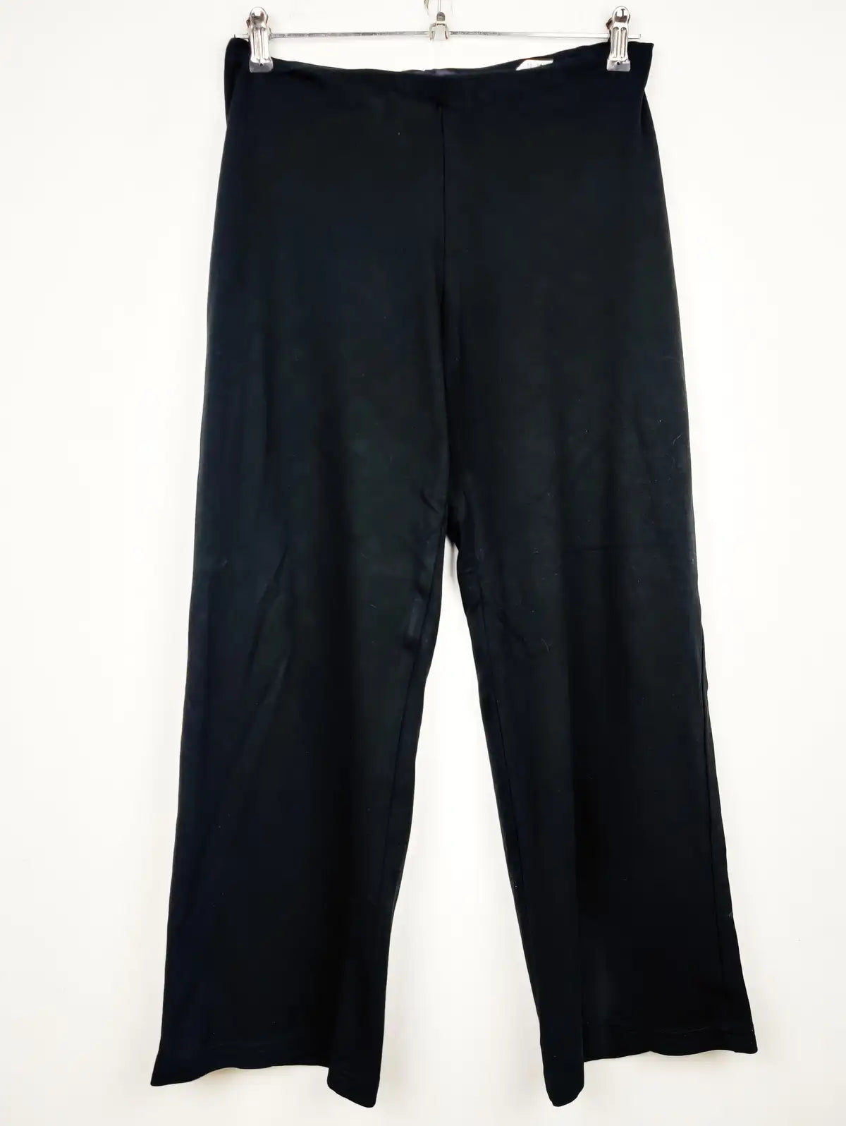 Buy online pre-used pre-loved 100% authentic & Original branded Marks & Spencer (TT-1380) available in Pakistan. Top international brands avilable.