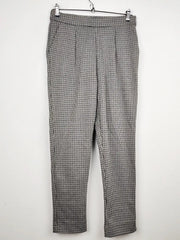 Buy online pre-used pre-loved 100% authentic & Original branded F&F (TT-1383) available in Pakistan. Top international brands avilable.