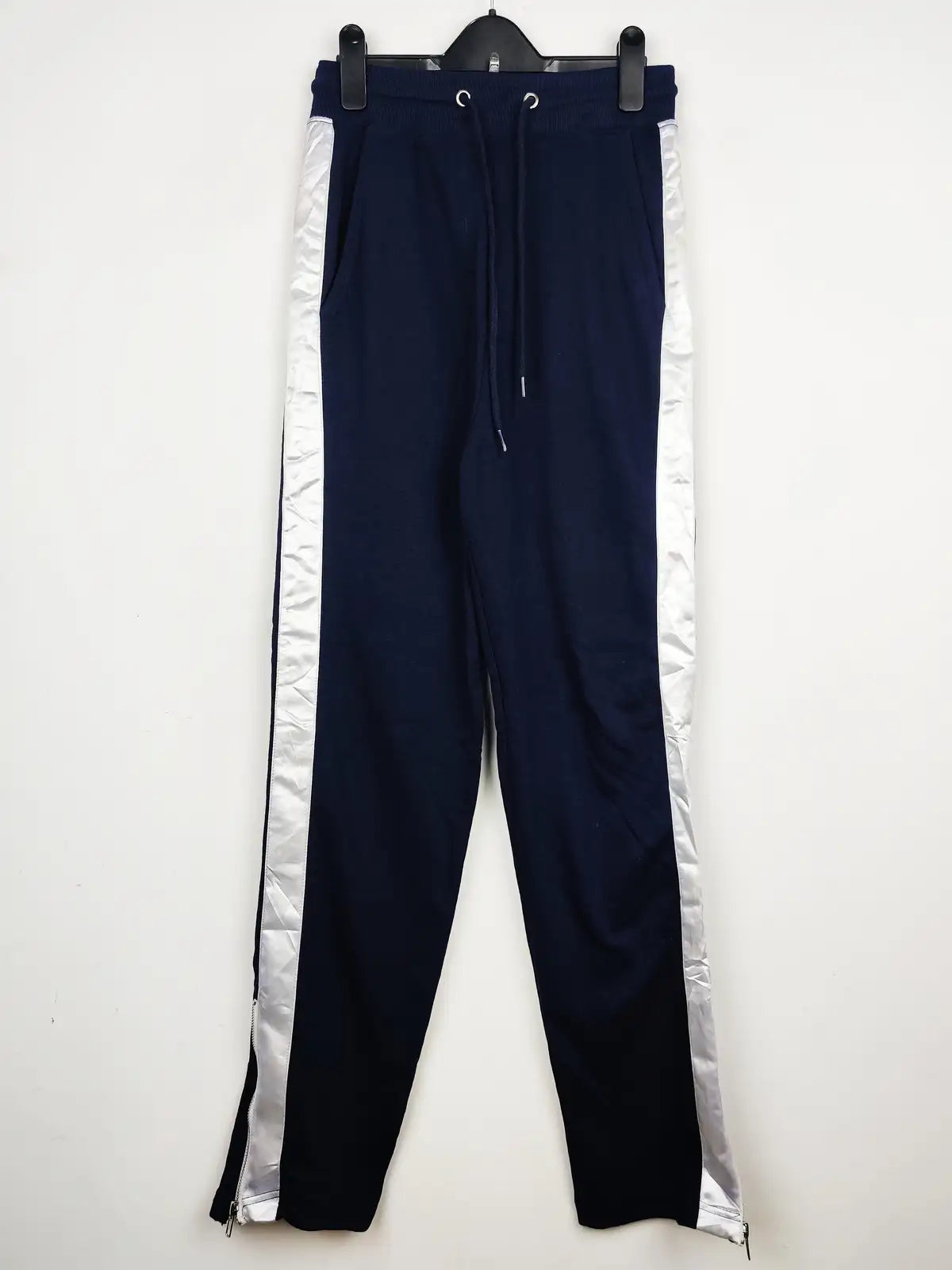 Buy online pre-used pre-loved 100% authentic & Original branded Boohoo (TT-1394) available in Pakistan. Top international brands avilable.