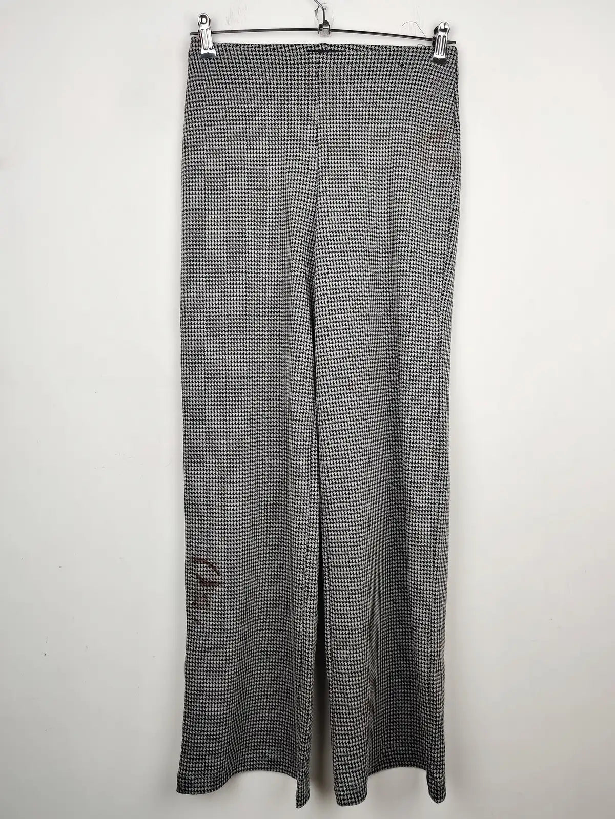 Buy online pre-used pre-loved 100% authentic & Original branded Marks & Spencer (TT-1409) available in Pakistan. Top international brands avilable.