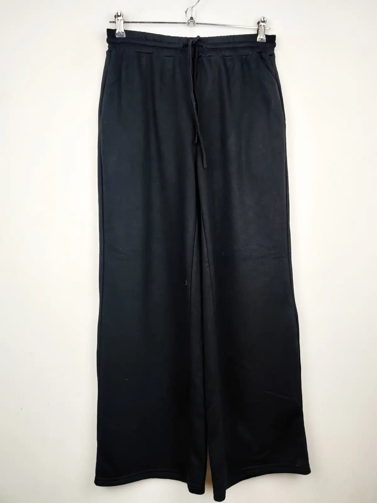 Buy online pre-used pre-loved 100% authentic & Original branded Shein (TT-1422) available in Pakistan. Top international brands avilable.