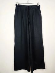 Buy online pre-used pre-loved 100% authentic & Original branded Shein (TT-1422) available in Pakistan. Top international brands avilable.